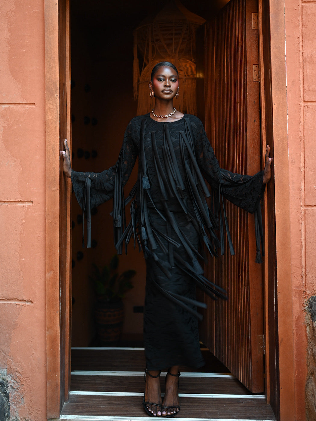 SADE ENSEMBLE - BLACK