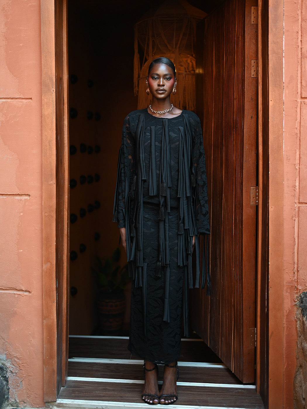 SADE ENSEMBLE - BLACK